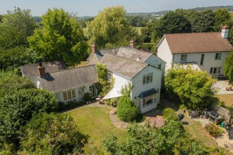 Yewdene-Cottage-7_dcb7-8602-7f32-5ebb-74e4-ff35-3f