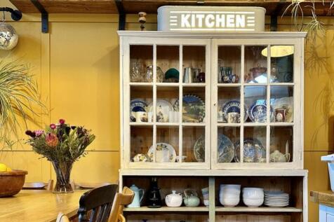fields-kitchen_8676-c526-a59c-867c-8c64-51e8-a734-