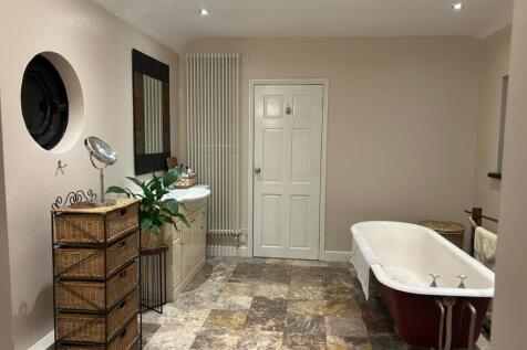 PHOTO-2025-11-01-13-09-49-2