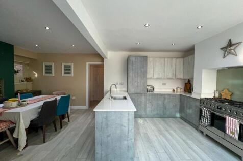 KitchenDiner3_4add-6db7-d727-122d-def8-1334-3345-c