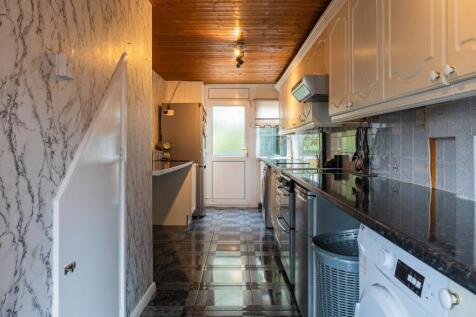 Lodden Close-6