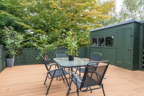 Lodden Close-14