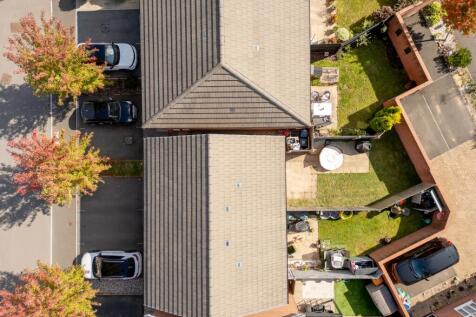 Dehavilland Road-3
