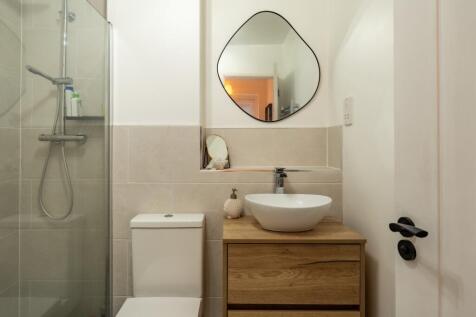 Marigold Close-27