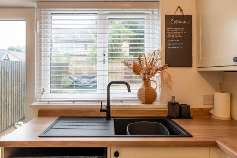 Marigold Close-16