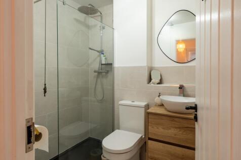 Marigold Close-26