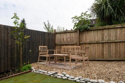 Marigold Close-31