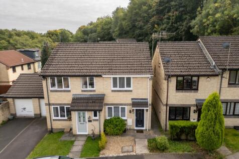 Marigold Close-3