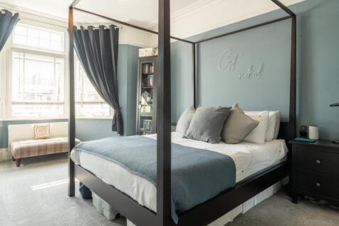 St Julians Avenue-28