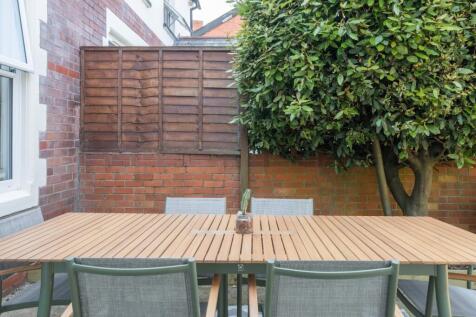 St Julians Avenue-24