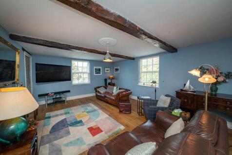 1ST FLOOR BEDROOM 2 (USED AS LIVING R...