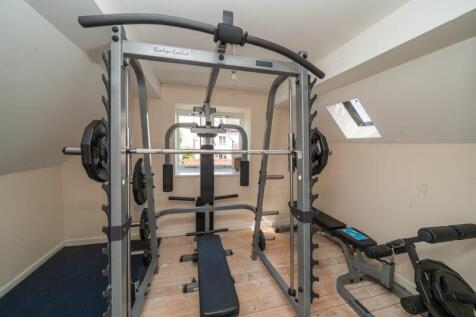 COACH HOUSE