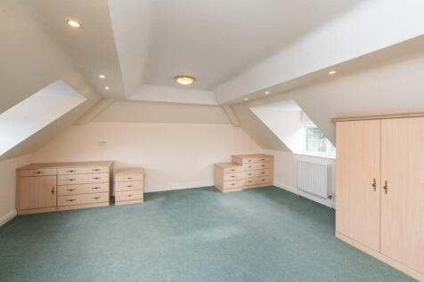 1ST FLOOR BEDROOM 1