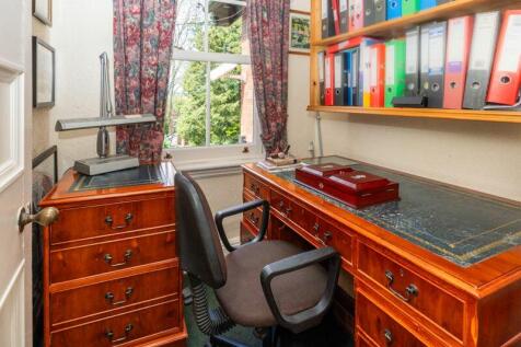 1ST FLOOR STUDY