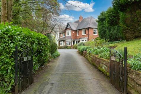 LONG DRIVEWAY