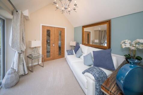 REAR SITTING ROOM