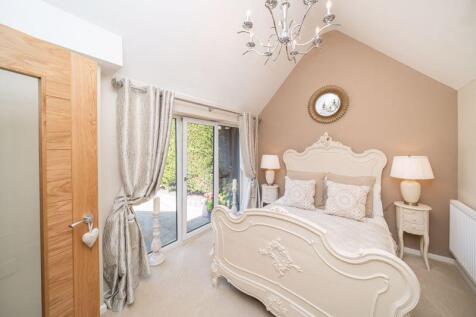 GROUND FLOOR BEDROOM 5