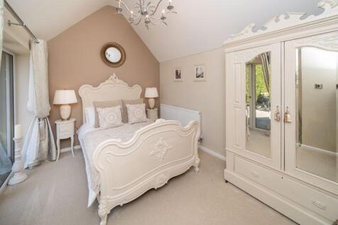 GROUND FLOOR BEDROOM 5