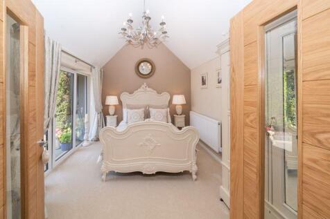 GROUND FLOOR BEDROOM 5