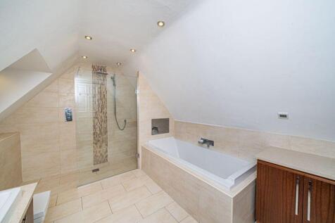 BEDROOM 1 EN-SUITE