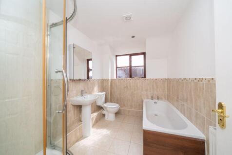BEDROOM 1 EN-SUITE