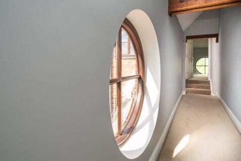 INNER LANDING