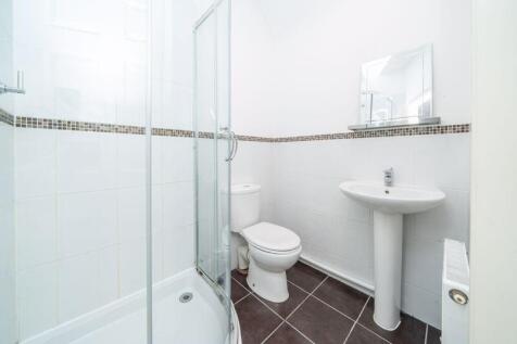 BEDROOM 4 EN-SUITE