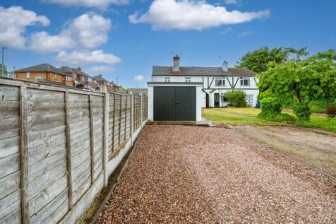 DRIVEWAY &amp; GARAGE