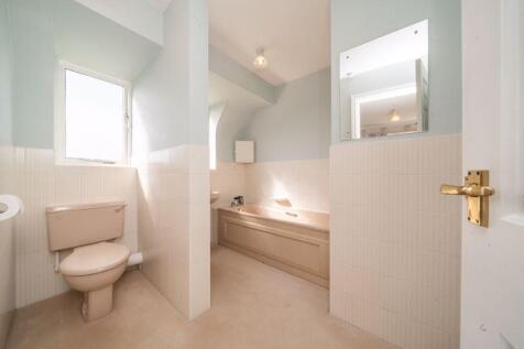 BEDROOM 1 EN-SUITE