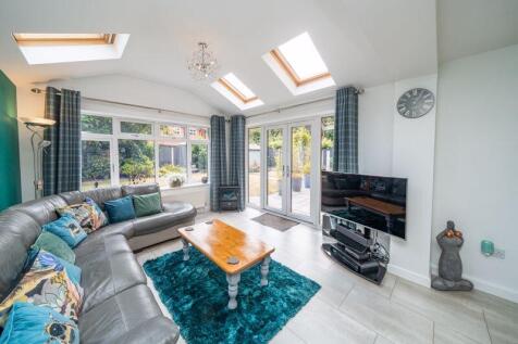 Garden/Family Room