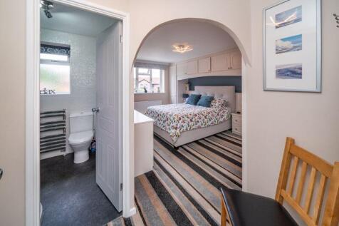 Entrance Area to Bedroom 1 &amp; En-S...