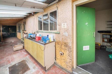 kitchen/lean to