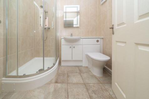 BEDROOM 1 EN-SUITE