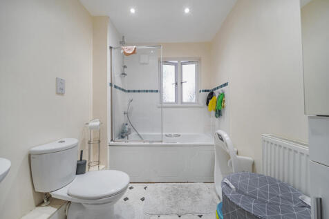 1372218-9-68fb448...