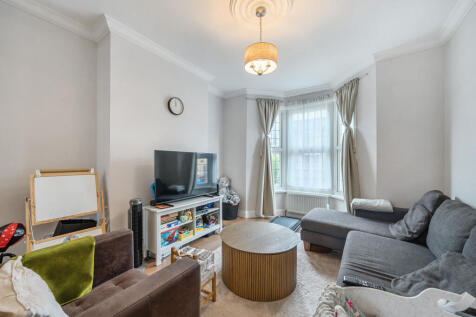 1364847-16-68f6c8...