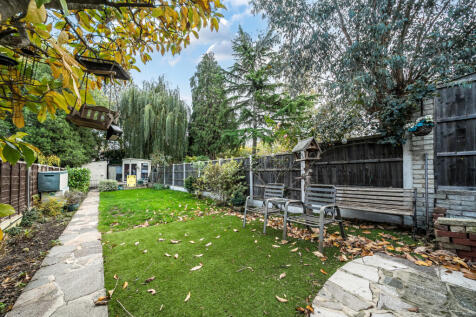 1374646-9-690a22c...