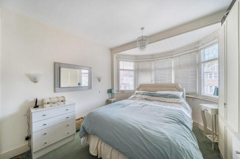 1374646-22-690a23...