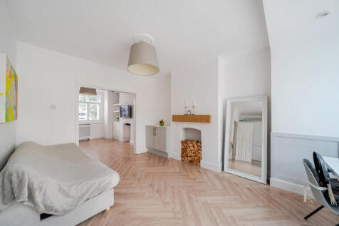 1376305-22-690b62...