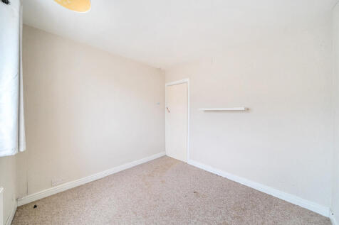 1375748-2-690b28e...