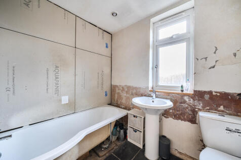 1381876-3-691c8e5...