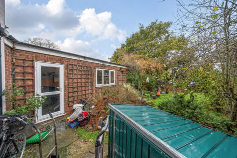 1381742-9-691db25...