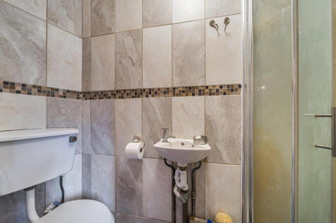 1381742-12-691db2...