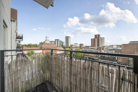 1353575-4-68c364a...