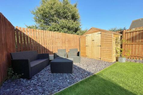 Rear Seating &amp; Shed