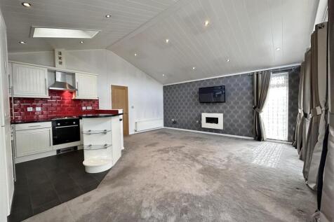 Open Plan Kitchen/Living/Dining Area