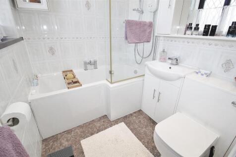 Master Ensuite