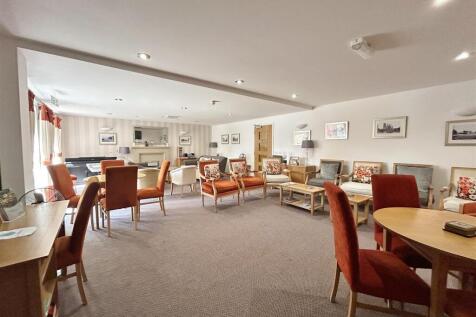 Communal Lounge