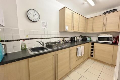 Communal Kitchen