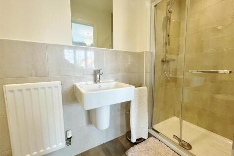 Bedroom One En-suite