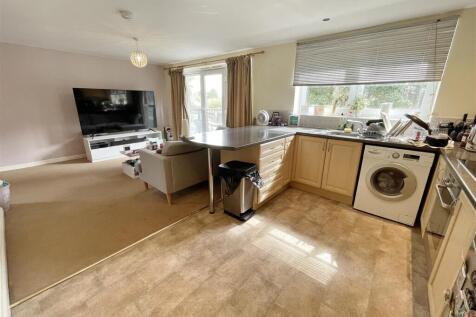 Kitchen Lounge